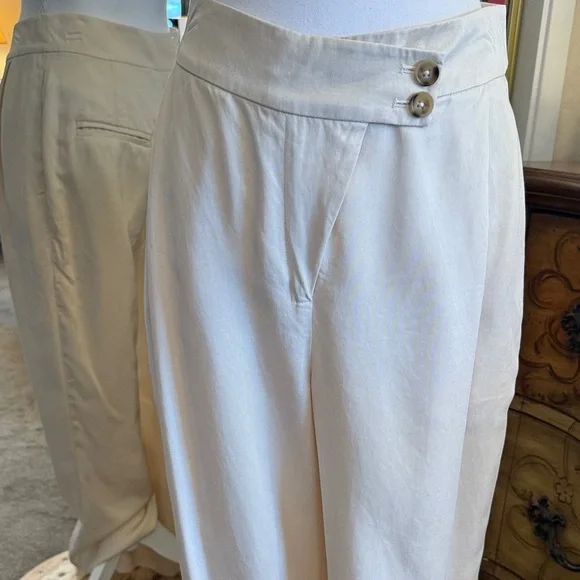 Reformation Cream Trousers with Pockets size 4 - Picture 2 of 8